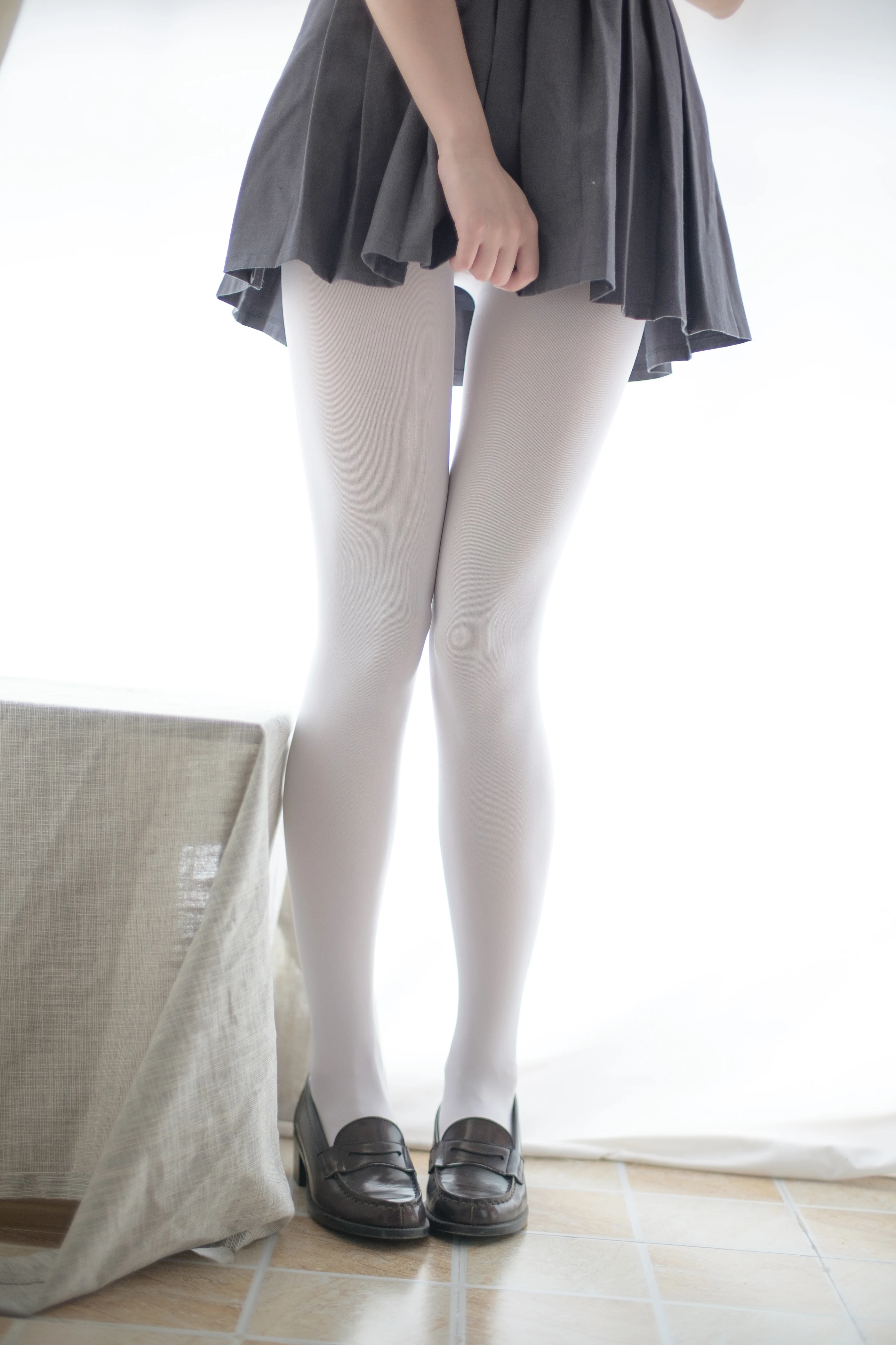森萝财团 [R15-010] 羞嗒嗒的白丝MM [94P]插图2